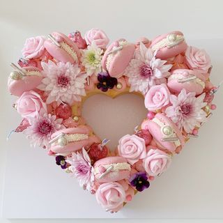 Heart shape shortbread cookie cake pink