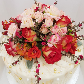 Custom Cakes