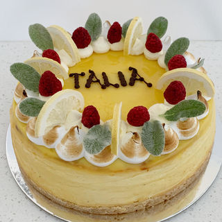 Baked lemon cheesecake