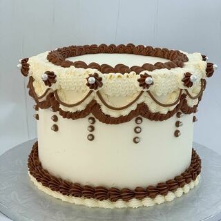 Vintage chocolate cake