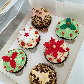 Christmas cupcakes